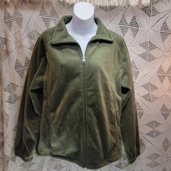Blair army green medium zip up Jacket. Shacket - Picture 1 of 10